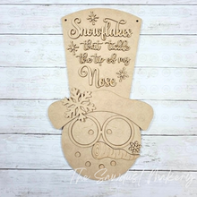 Load image into Gallery viewer, Snowflake Top Hat Snowman Door Hanger SVG | Snowman laser cut file | Snowman Door Hanger | Winter SVG