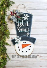 Load image into Gallery viewer, Top Hat Snowman Door Hanger SVG | Snowman laser cut file  Let it Snow | Glowforge | Snowman Door Hanger | Let it Snow SVG | Winter SVG
